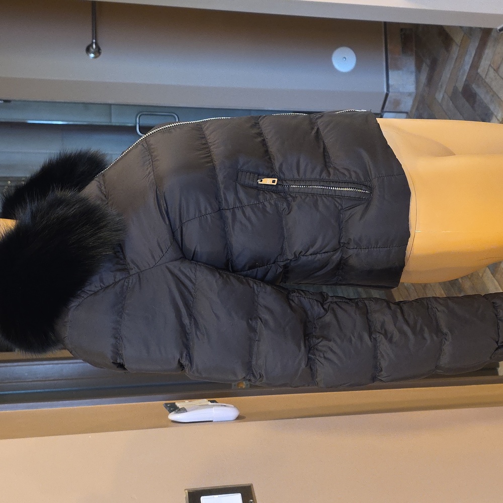 PRADA Black Down Puffer Jacket with Fur Collar - Picture 6 of 16